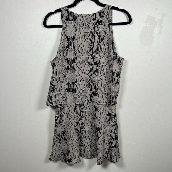 Parker 100% Silk Chelsea Dress Grey Snake Print Size Medium M MSRP $264 - Picture 5 of 8
